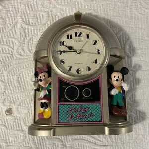 1985 Disney Seiko Quartz Mickey and Minnie Mouse Jukebox Musical Alarm Clock ⏰